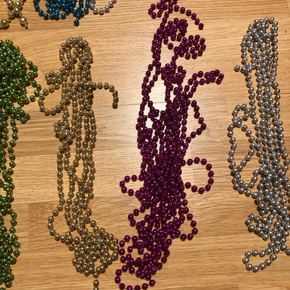 Bundle of 29 colorful and sparkly bead garlands - Picture 7 of 10